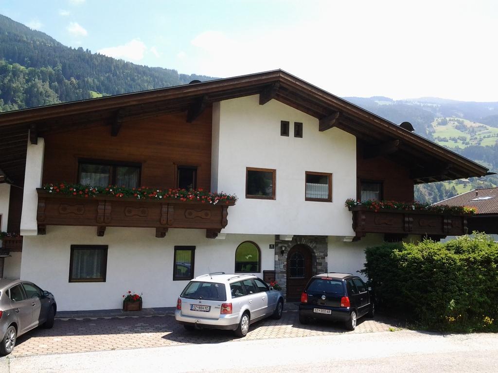 Apartment Alpin Aschau Im Zillertal Exterior foto