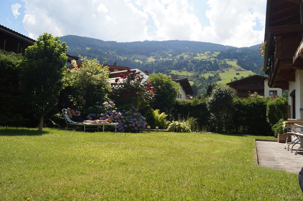 Apartment Alpin Aschau Im Zillertal Exterior foto